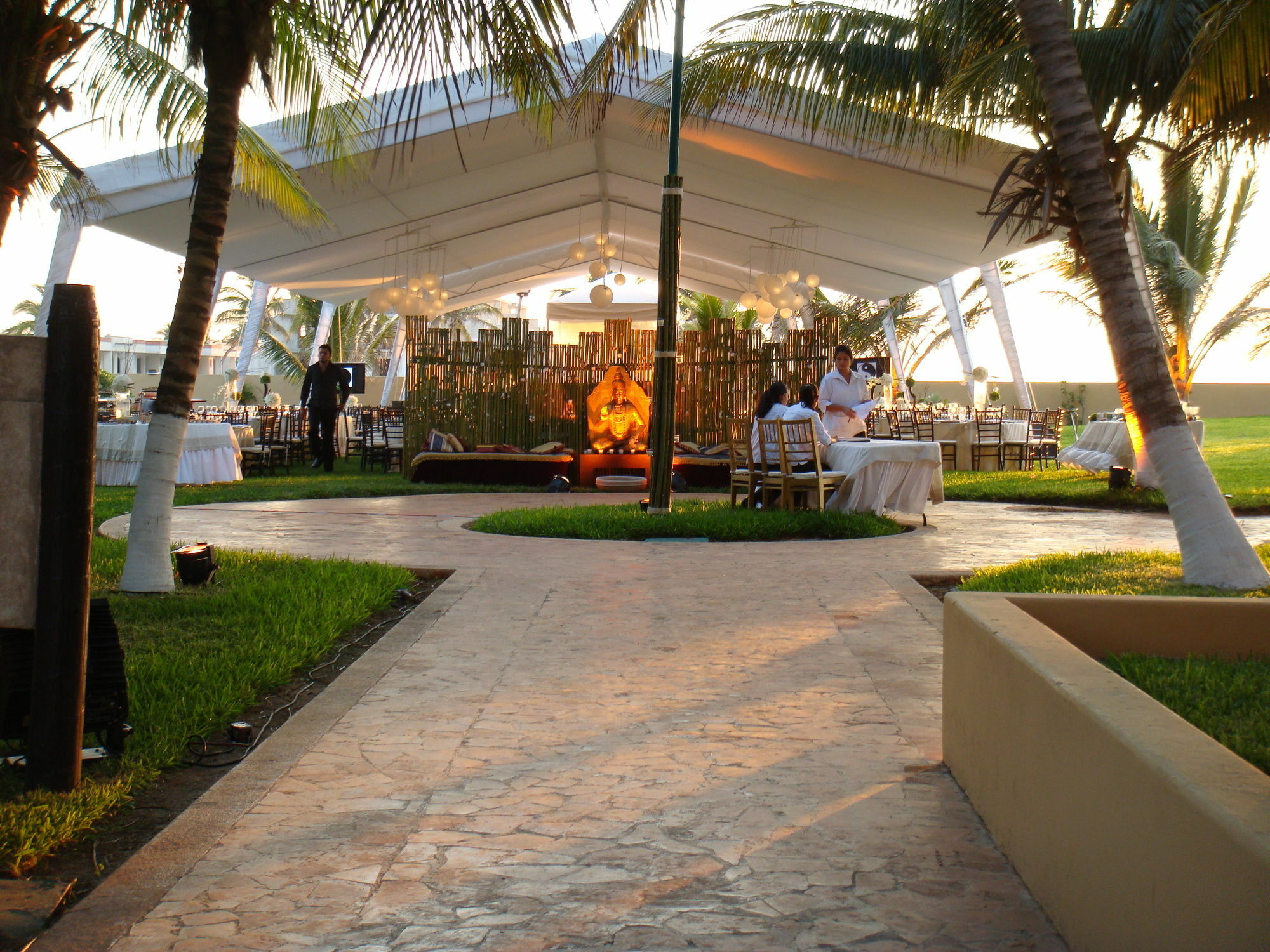 Reef Yucatan All Inclusive & Convention Center Merida Exterior photo
